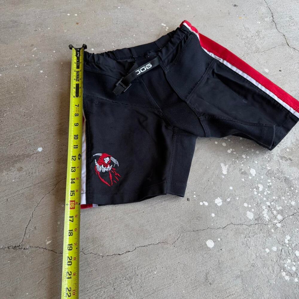 Jog black red shorts - Picture 5 of 6